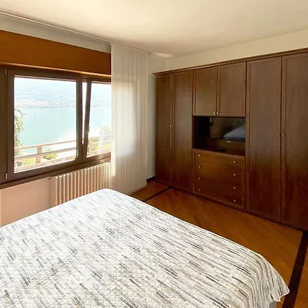 Il Pescarino Jacuzzi With Lake View Villa Oliveto Lario