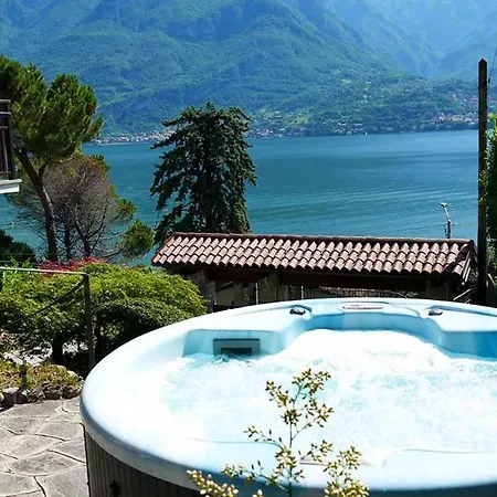 Villa Il Pescarino Jacuzzi With Lake View