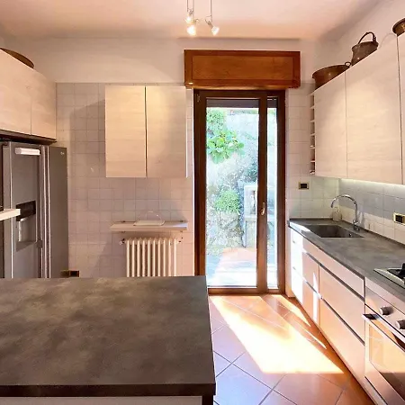 Villa Il Pescarino Jacuzzi With Lake View Oliveto Lario