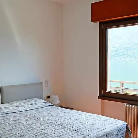 Villa Il Pescarino Jacuzzi With Lake View *
