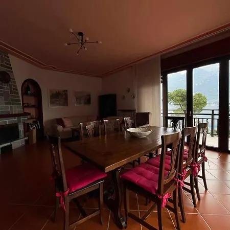 Il Pescarino Jacuzzi With Lake View Villa *