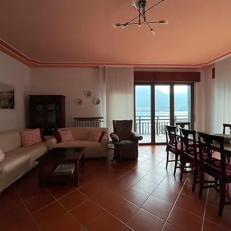 Il Pescarino Jacuzzi With Lake View * Oliveto Lario